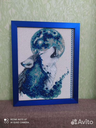 Вышитая картина Волк