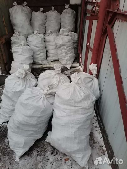 Уголь в мешках