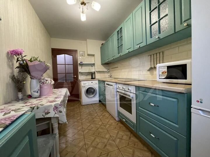 3-к. квартира, 57,2 м², 3/10 эт.