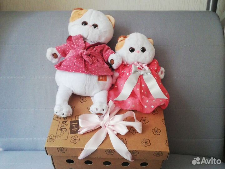 Кошечка Ли-ли с котенком