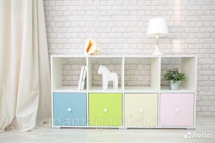 Стеллаж в детскую