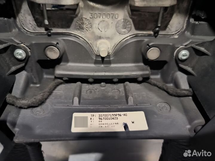 Рулевое колесо Citroen C4