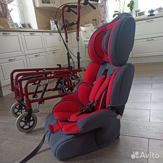 Коляска со съемным креслом для дцп