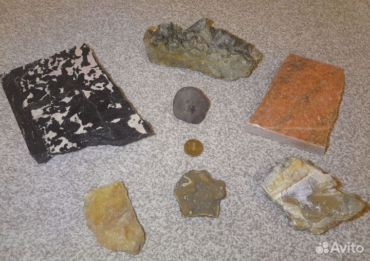 Камни и минералы коллекция