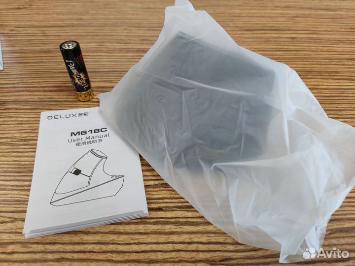 Вертикальная мышь delux M618C черная