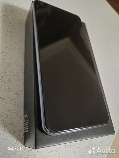 Samsung Galaxy S21 5G, 8/256 ГБ