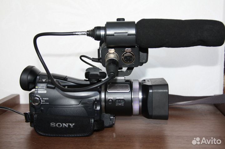 Видеокамера sony HVR-A1E