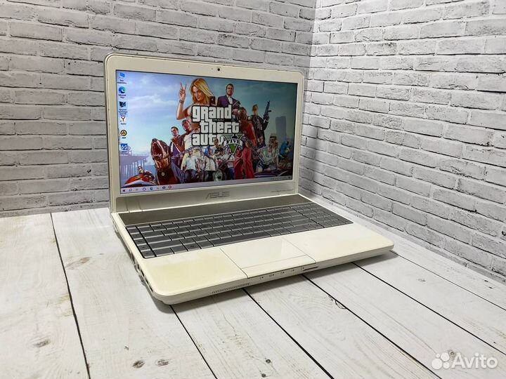 Игровой ноутбук Asus 8Gb/2видеокарты/SSD+HDD