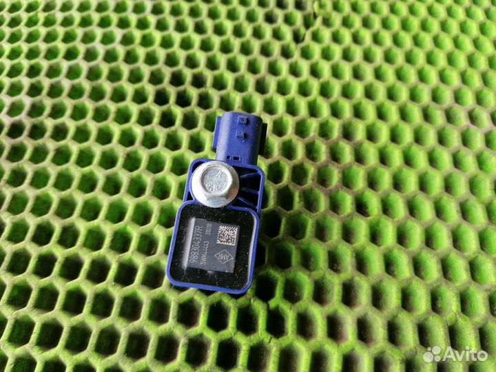 Датчик удара AIR BAG на Renault Logan II 2014-н.в