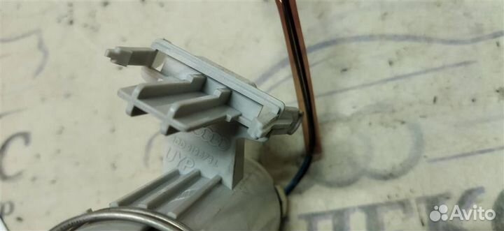 Датчик уровня топлива Audi A8 D3 4E 2004-2010