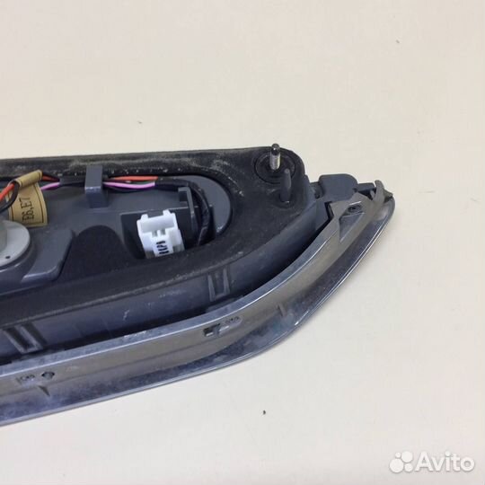 Фонарь задний внутренний правый Hyundai Sonata 7 L