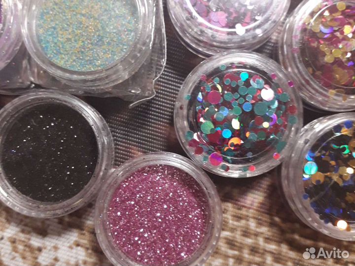 Для дизайна ногтей