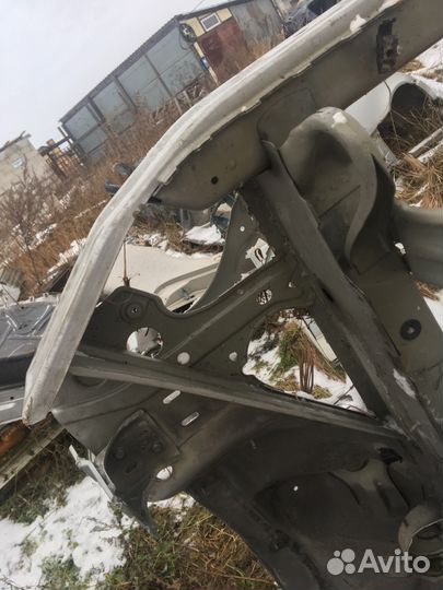 Передняя часть Морда мерседес w210