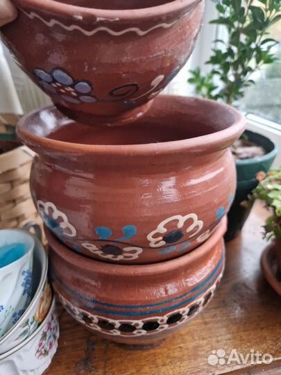Горшок глиняный