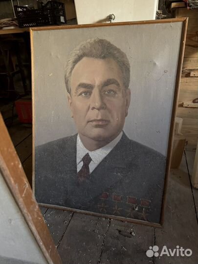 Портрет брежнева на холсте