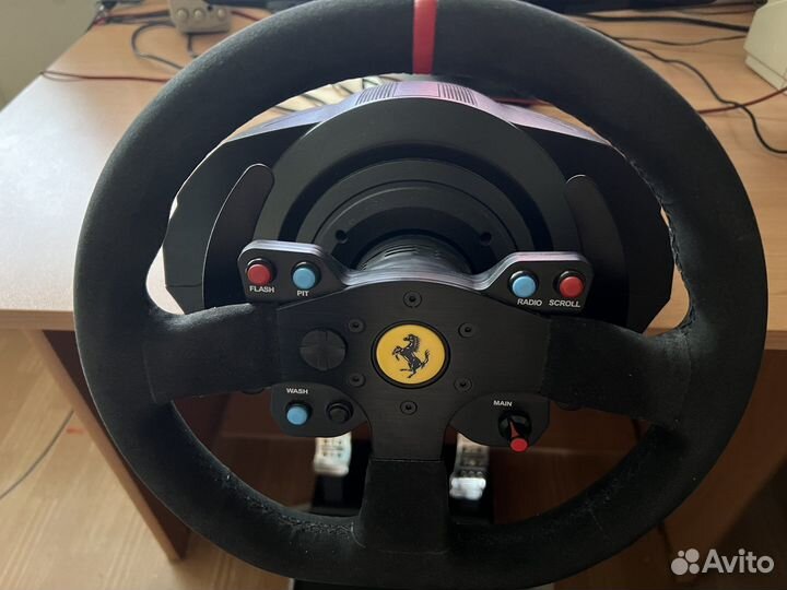 Thrustmaster T300 Alcantara edition