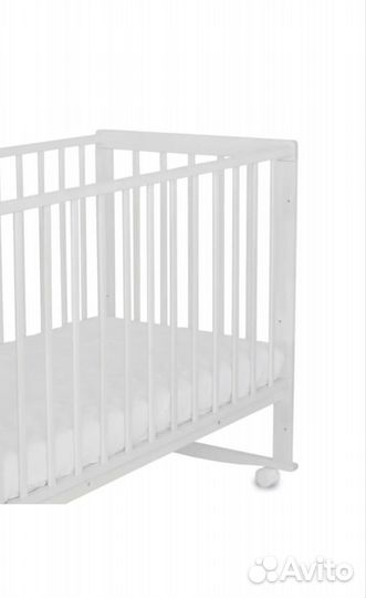 Детская кроватка с новым матрасом