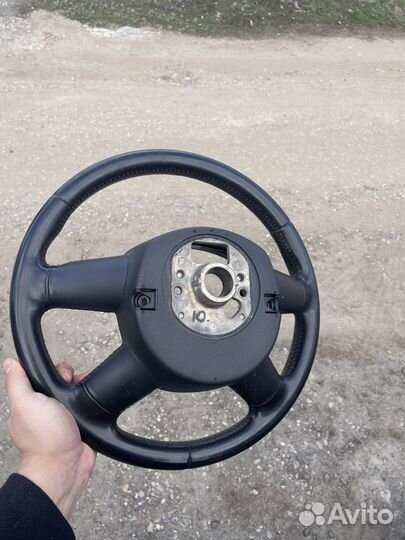 Руль с подушкой audi a4 a5 a6 четырехспицевый