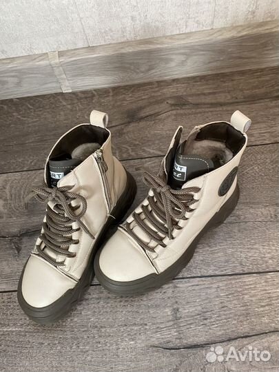 Ботинки зимние для девочки 33 размер