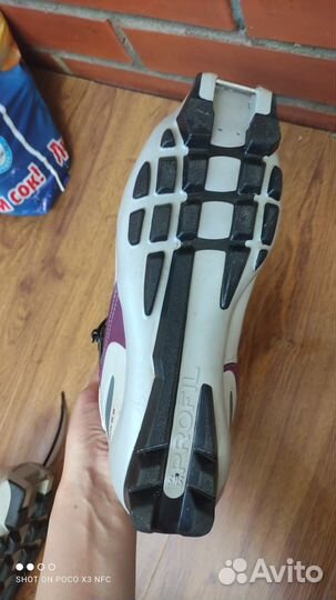 Ботинки лыжные