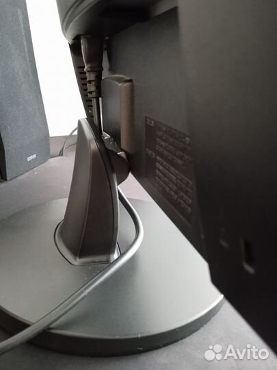 Монитор Samsung syncmaster 943n 19