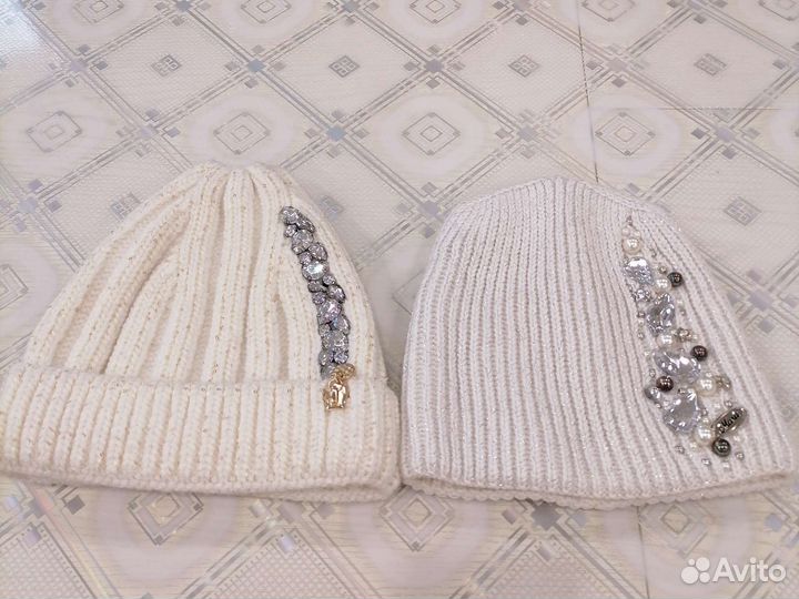 Шапка женская вязаная с камнями