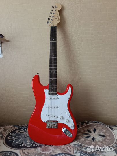 Электрогитара Fender с комбоусилителем