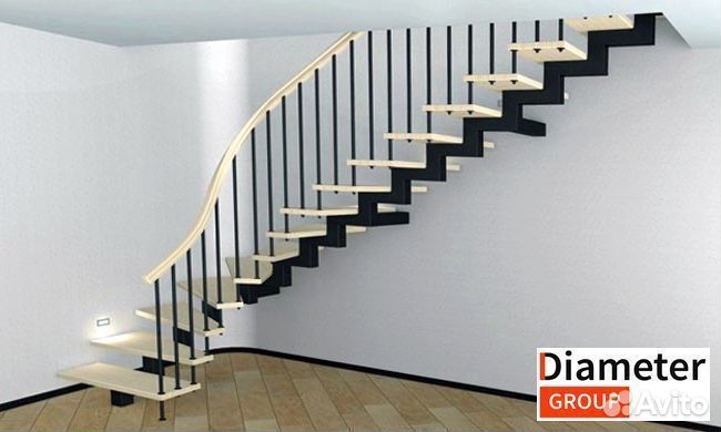 Металлическая лестница в частный дом