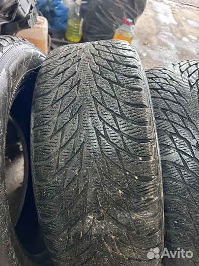 Nokian Tyres Hakkapeliitta R2 235/55 R17