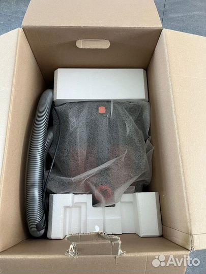 Пылесос моющий Thomas 788598 Drybox Amfibia Pet