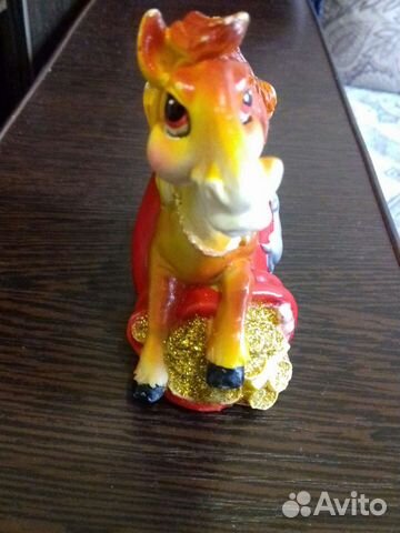 Фигурка лошадки