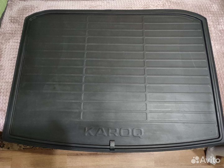 Оригинальный двусторонний коврик багажника Karoq