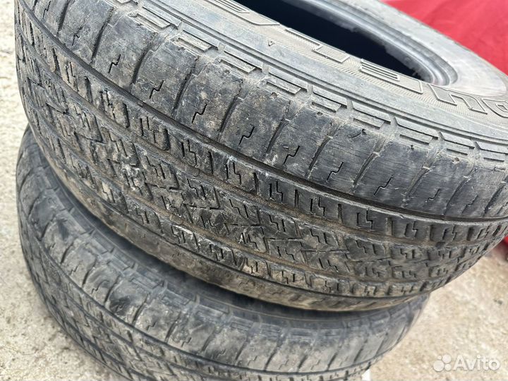 Bridgestone Blizzak VL1 265/70 R15