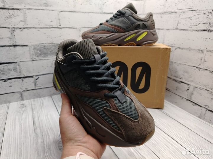 Adidas yeezy boost 700