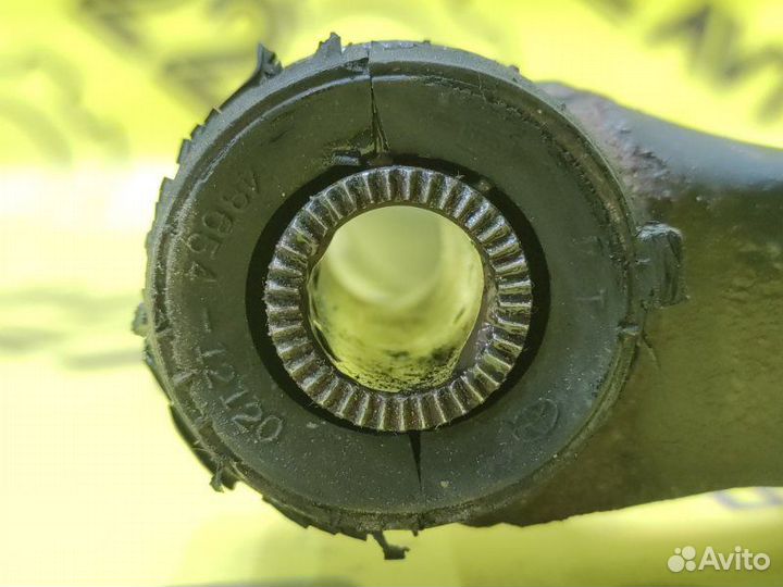 Рычаг передний левый Toyota Corolla Allex NZE121