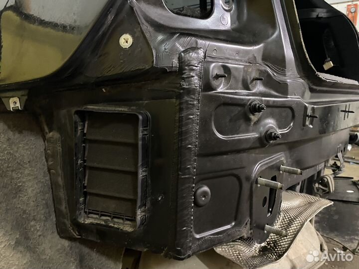 Задняя панель bmw e81 e87