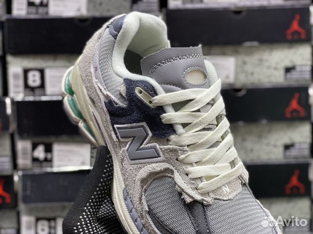 Кроссовки New Balance 2002