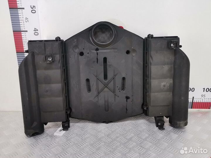 Корпус воздушного фильтра Mercedes-Benz S-Класс