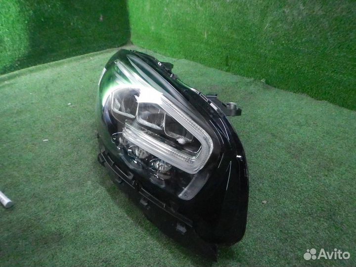 Фара правая Mercedes-Benz AMG GT