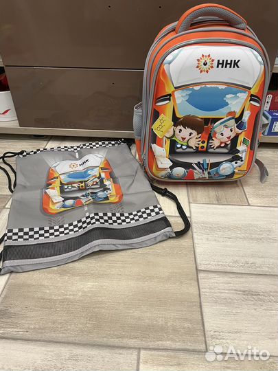 Новый портфель школьный