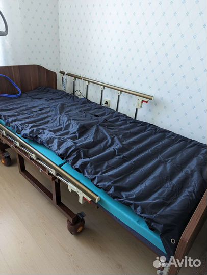 Матрас противопролежневый отверстием для туалета