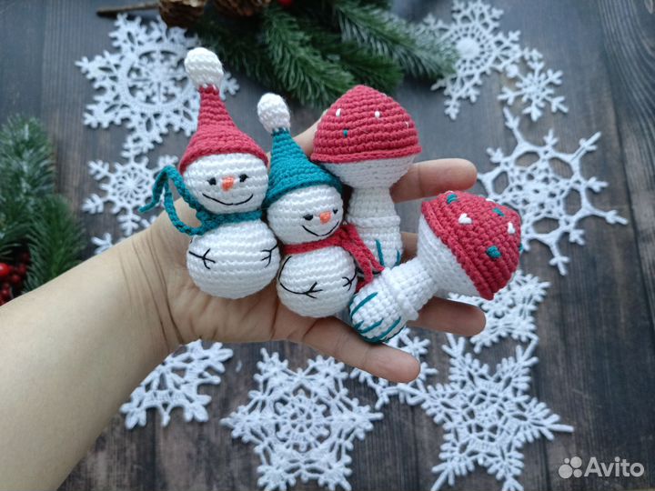 Новогодние игрушки