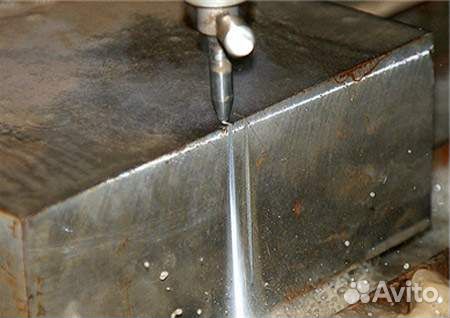 Гидроабразивная резка металла