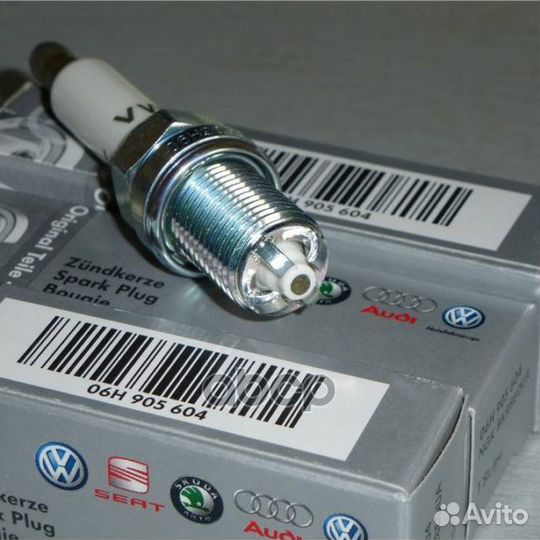Свеча зажигания 06H905604 VAG