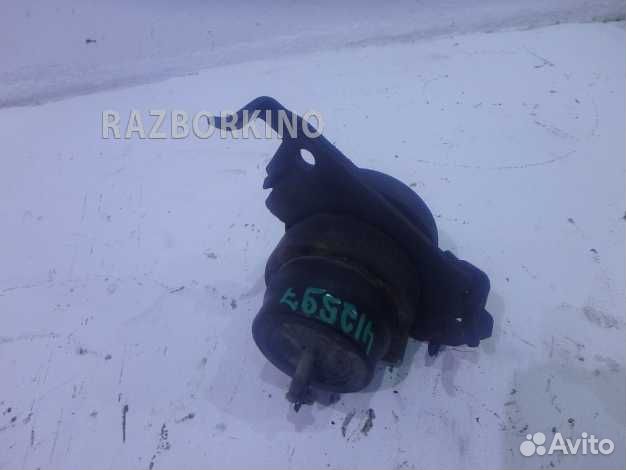 Подушка двигателя Тойота