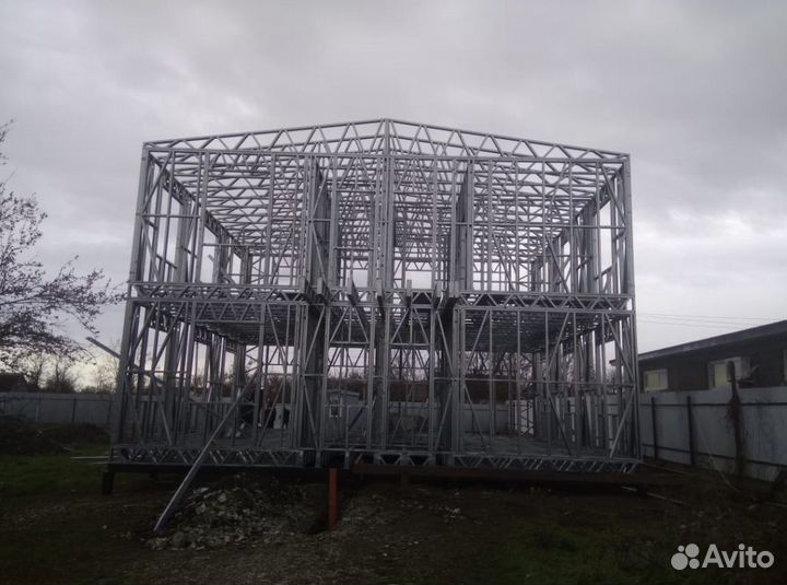 Лстк каркас торгово-офисного здания площадью 242 м