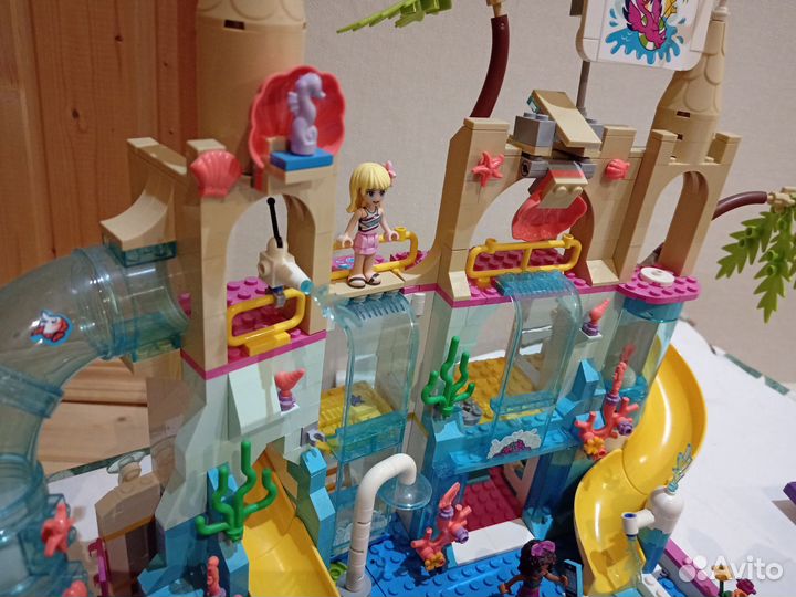 Lego friends аквапарк