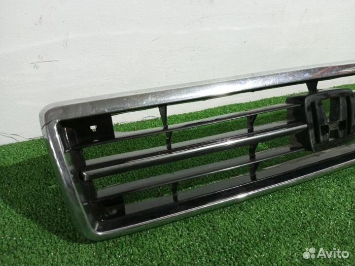 Решетка радиатора Honda Accord CD 1989-1994