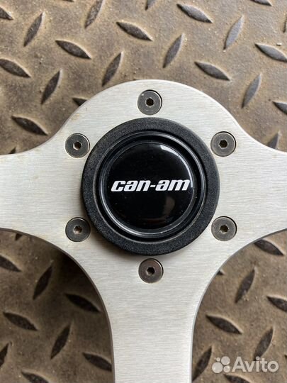 Рулевое колесо BRP Can-am Commander