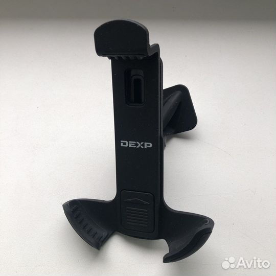 Универсальный автомобильный держатель Dexp